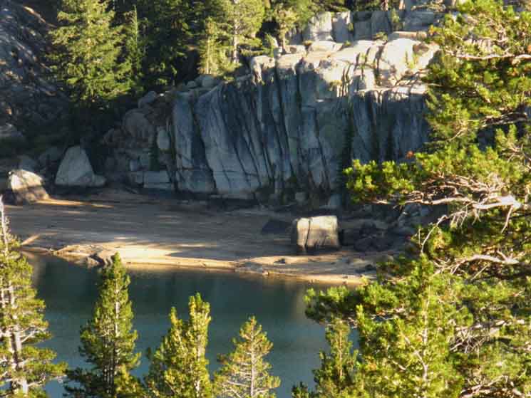 Upper Kinney Lake from Pacific Crest Trail.